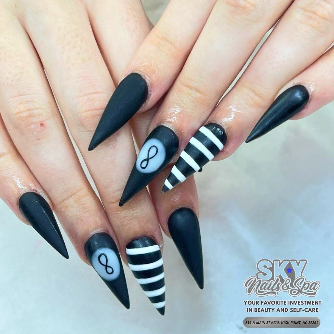 Nail Oct 22